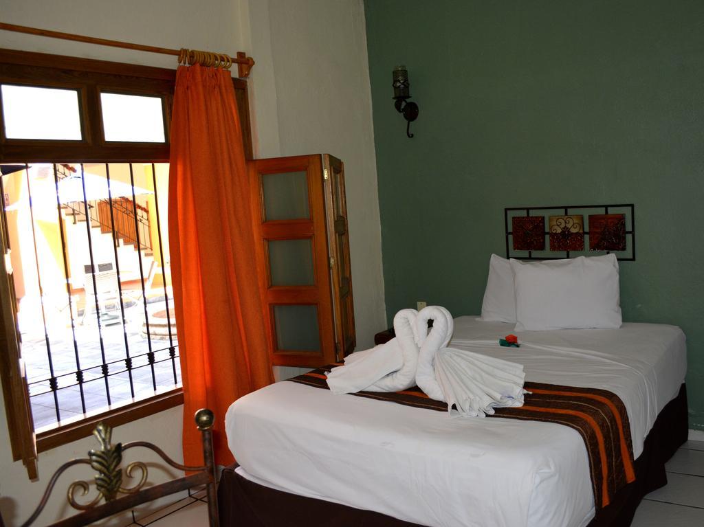 Hotel Aldama Коліма Номер фото